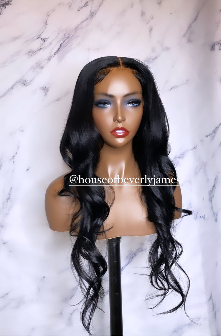 Cambridge Black Wig